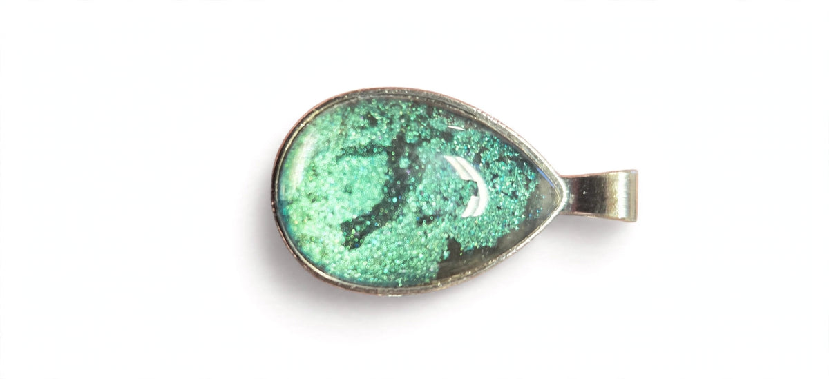 Handmade Green Chameleon Resin Pendant – Teardrop, Silver Setting