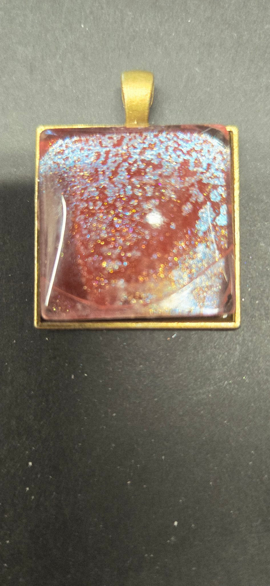 Handmade Pink-to-Red Chameleon Resin Pendant – Square, Gold Setting